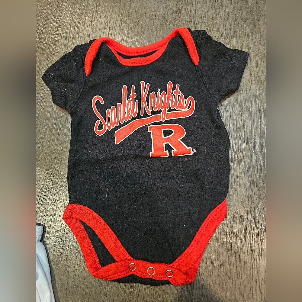 RUTGERS ONESIE